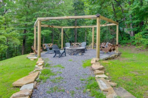 Spacious Sevierville Cabin with Hot Tub and Game Room!